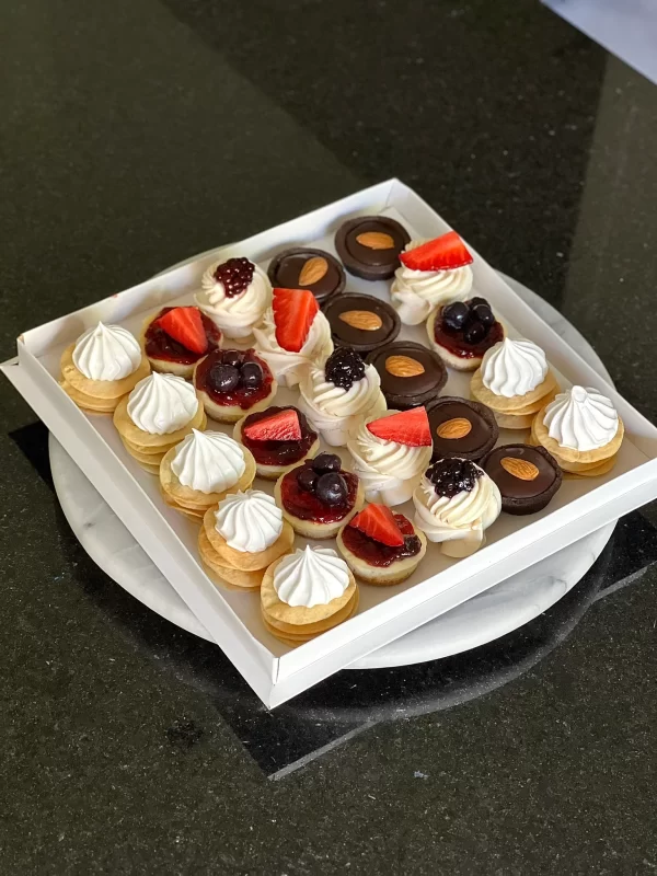 PETITS FOURS - Imagen 2